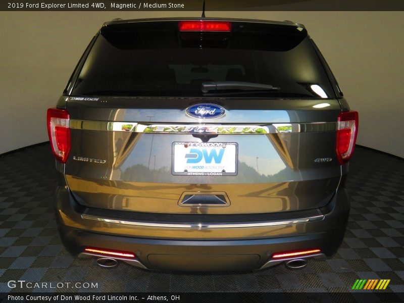 Magnetic / Medium Stone 2019 Ford Explorer Limited 4WD