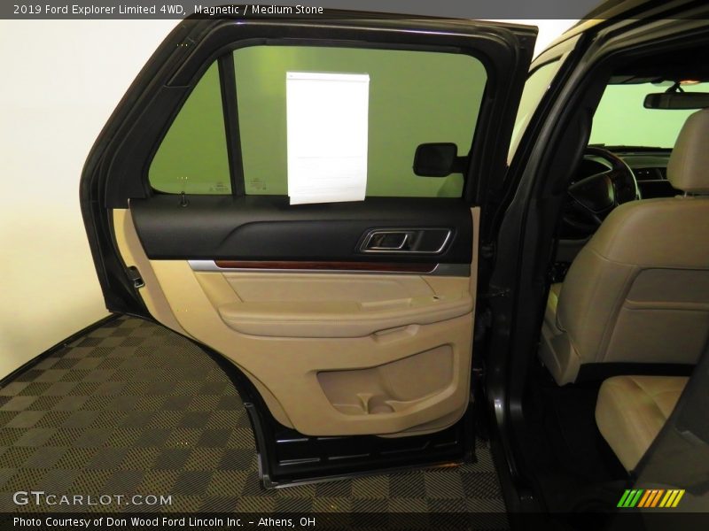 Magnetic / Medium Stone 2019 Ford Explorer Limited 4WD