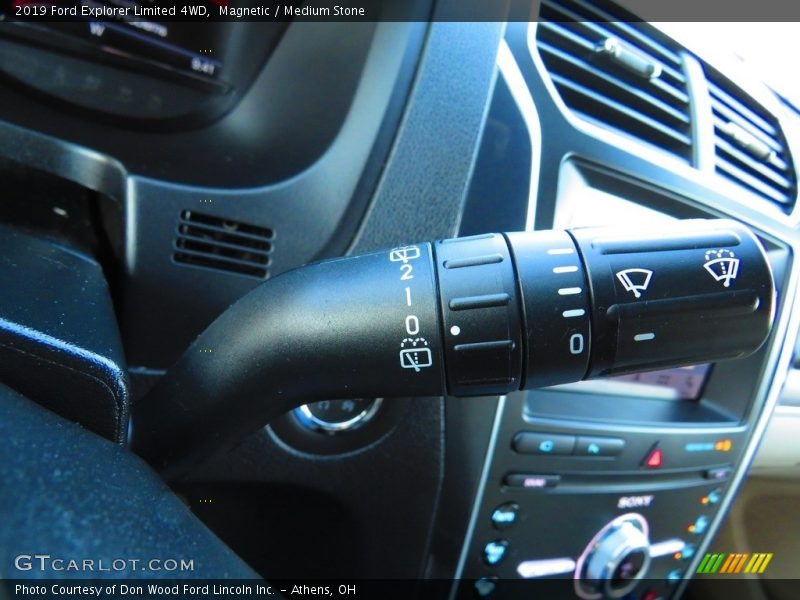 Magnetic / Medium Stone 2019 Ford Explorer Limited 4WD