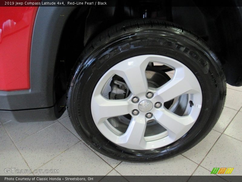 Red-Line Pearl / Black 2019 Jeep Compass Latitude 4x4