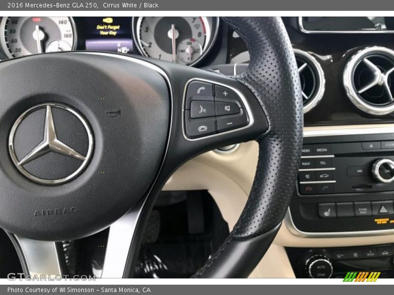 Cirrus White / Black 2016 Mercedes-Benz GLA 250
