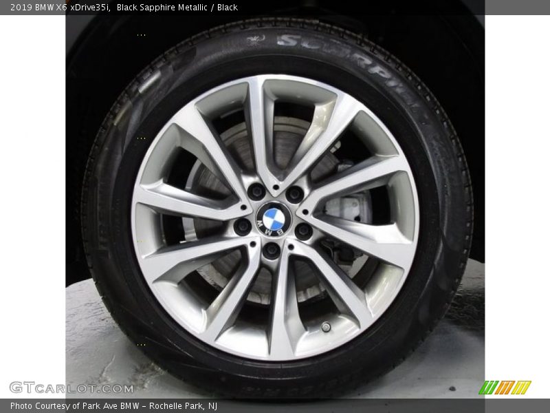 Black Sapphire Metallic / Black 2019 BMW X6 xDrive35i