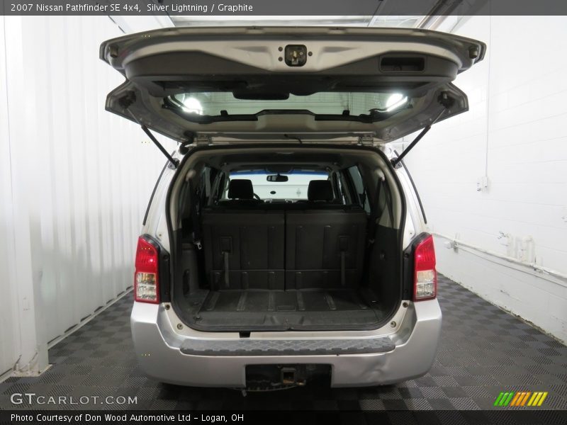 Silver Lightning / Graphite 2007 Nissan Pathfinder SE 4x4