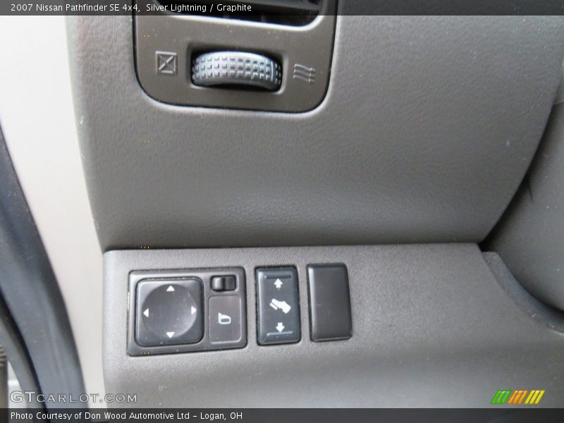 Silver Lightning / Graphite 2007 Nissan Pathfinder SE 4x4