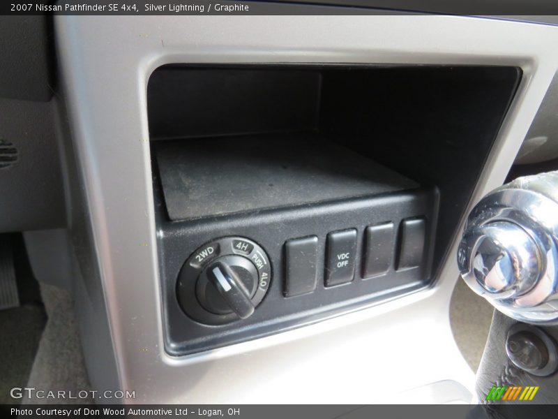 Silver Lightning / Graphite 2007 Nissan Pathfinder SE 4x4