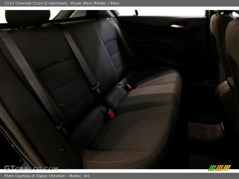 Mosaic Black Metallic / Black 2019 Chevrolet Cruze LS Hatchback