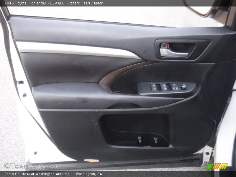 Blizzard Pearl / Black 2016 Toyota Highlander XLE AWD