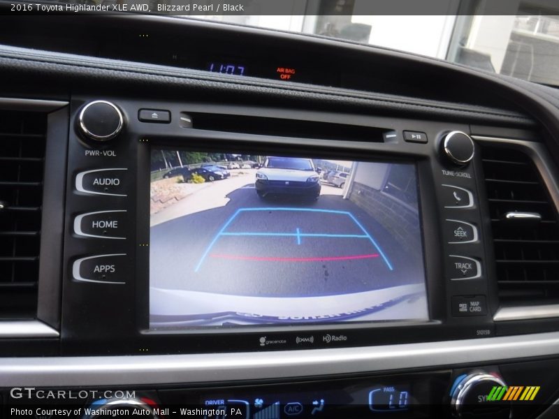 Blizzard Pearl / Black 2016 Toyota Highlander XLE AWD