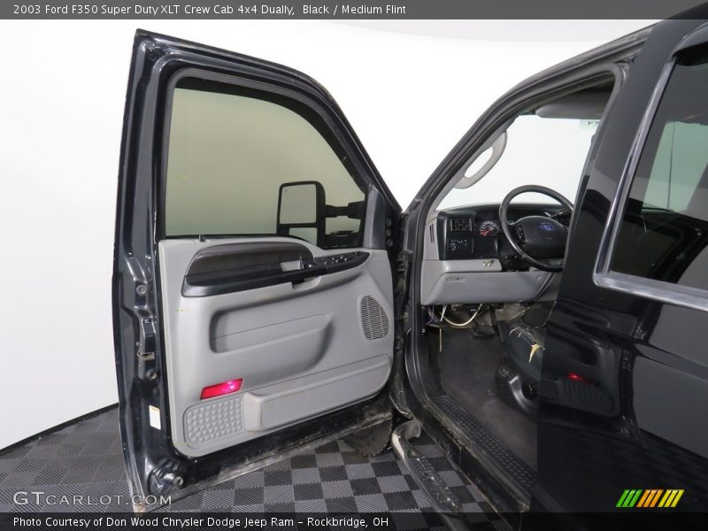 Black / Medium Flint 2003 Ford F350 Super Duty XLT Crew Cab 4x4 Dually