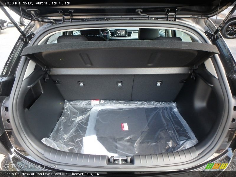  2020 Rio LX Trunk