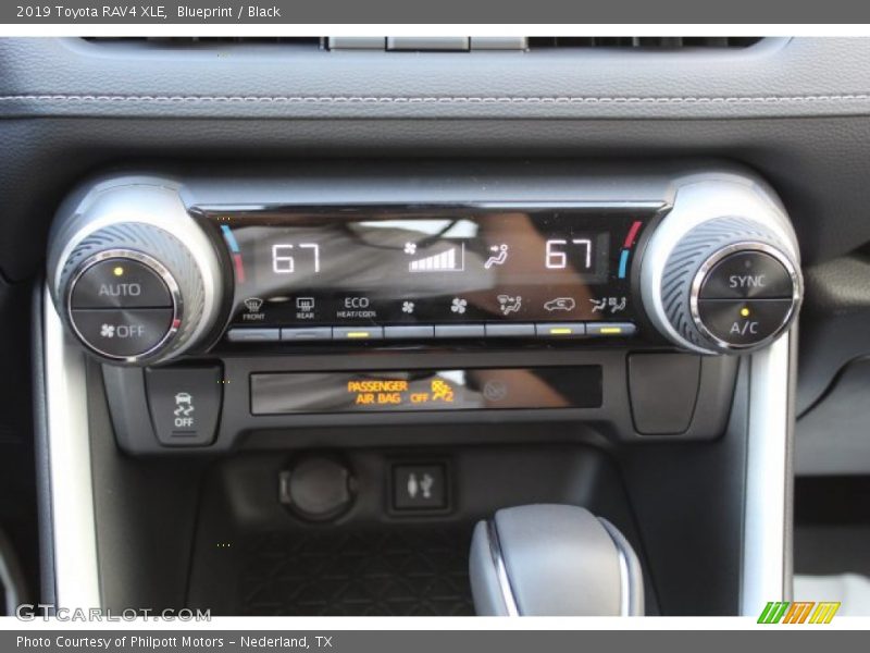 Blueprint / Black 2019 Toyota RAV4 XLE