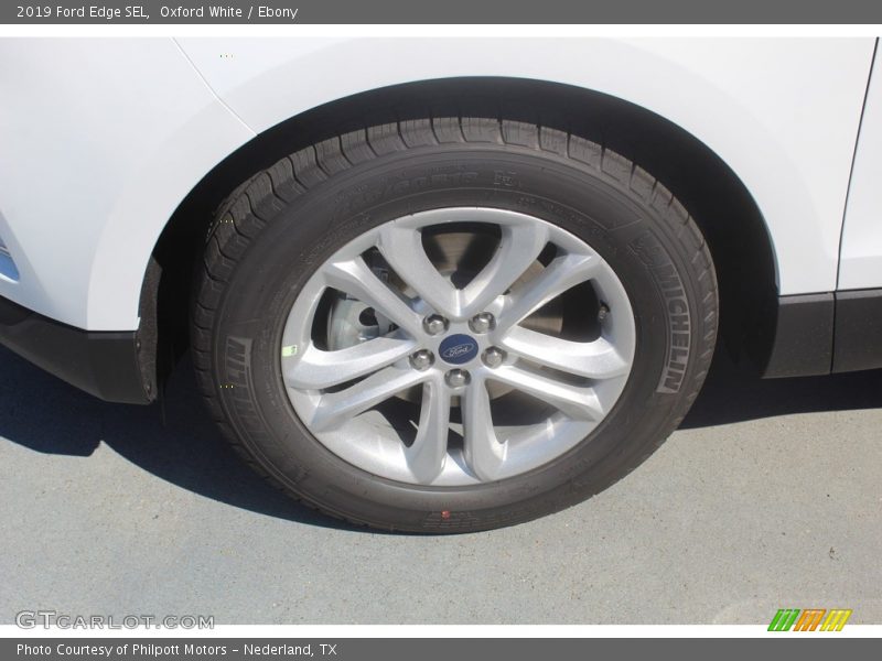 Oxford White / Ebony 2019 Ford Edge SEL