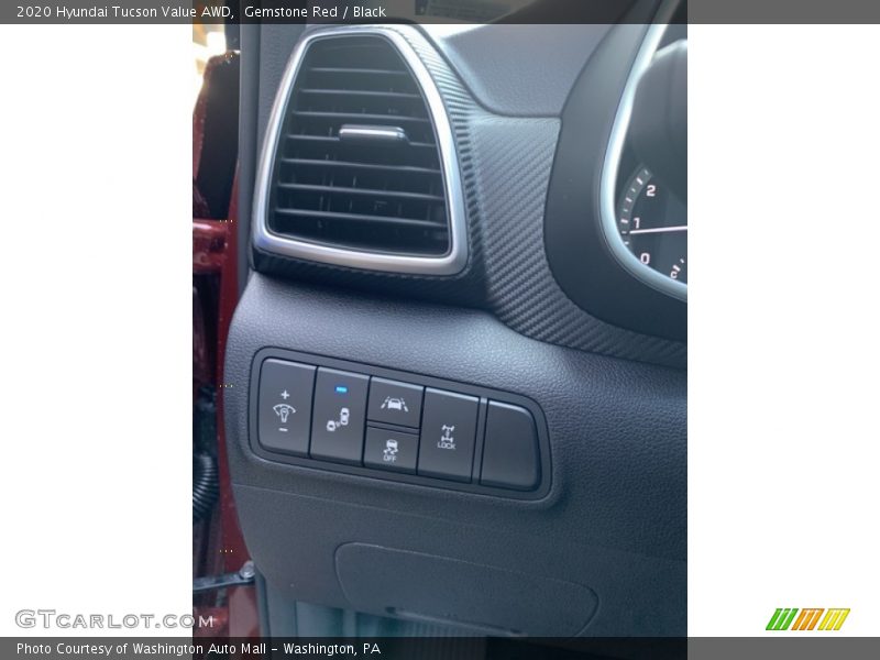 Controls of 2020 Tucson Value AWD
