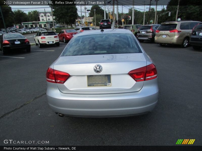 Reflex Silver Metallic / Titan Black 2012 Volkswagen Passat 2.5L SE