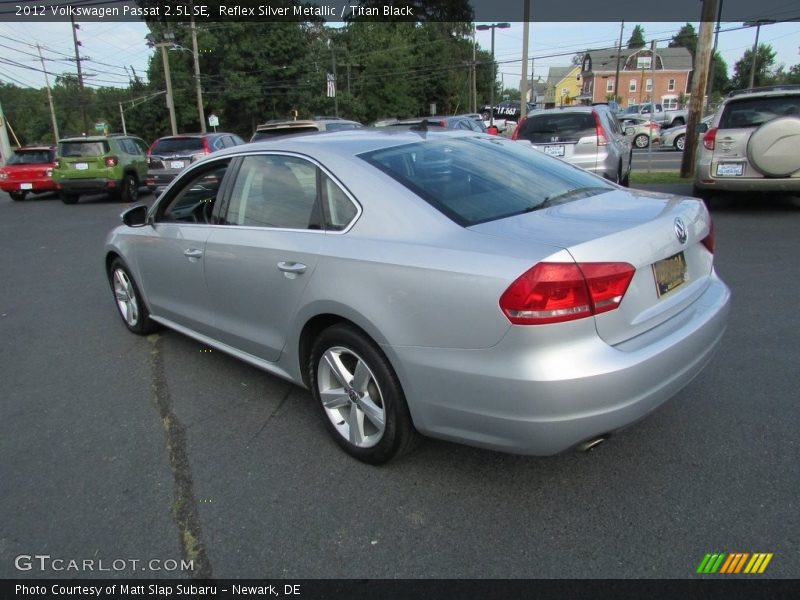 Reflex Silver Metallic / Titan Black 2012 Volkswagen Passat 2.5L SE