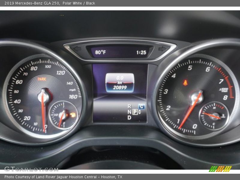 Polar White / Black 2019 Mercedes-Benz GLA 250