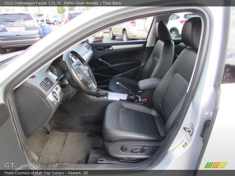 Reflex Silver Metallic / Titan Black 2012 Volkswagen Passat 2.5L SE