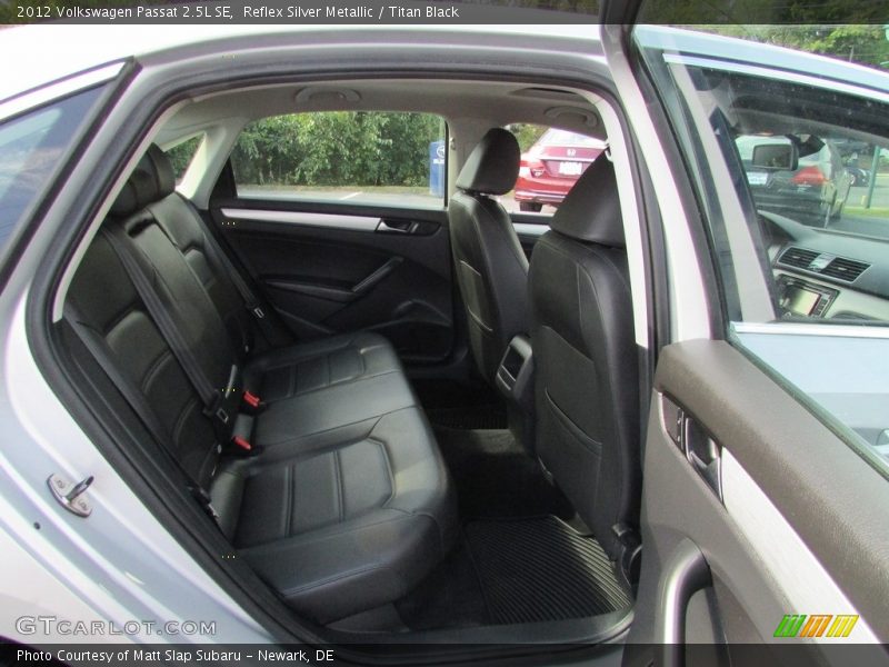 Reflex Silver Metallic / Titan Black 2012 Volkswagen Passat 2.5L SE
