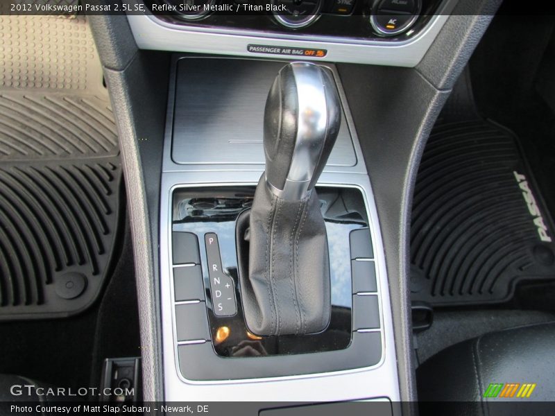 Reflex Silver Metallic / Titan Black 2012 Volkswagen Passat 2.5L SE