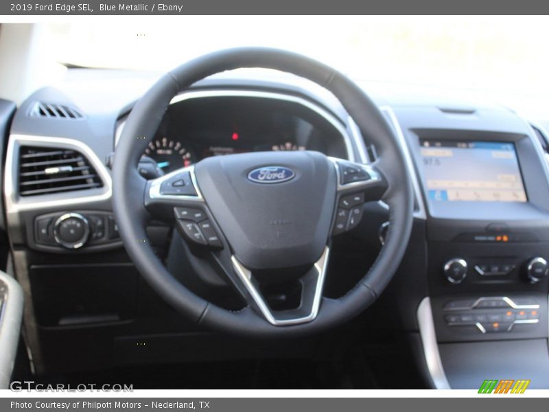  2019 Edge SEL Steering Wheel