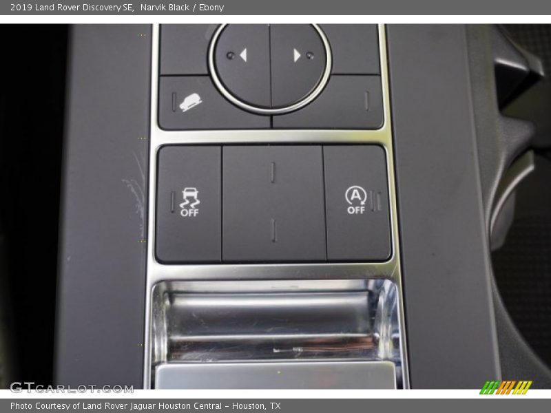 Narvik Black / Ebony 2019 Land Rover Discovery SE