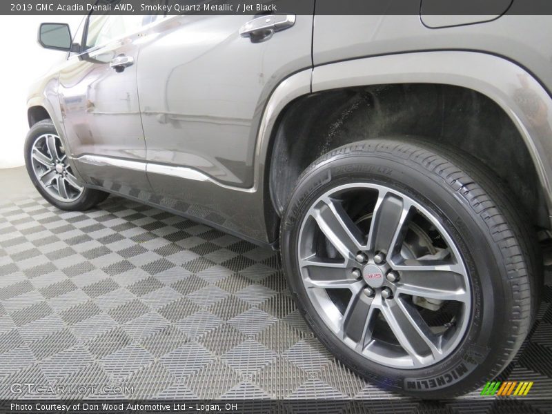 Smokey Quartz Metallic / Jet Black 2019 GMC Acadia Denali AWD