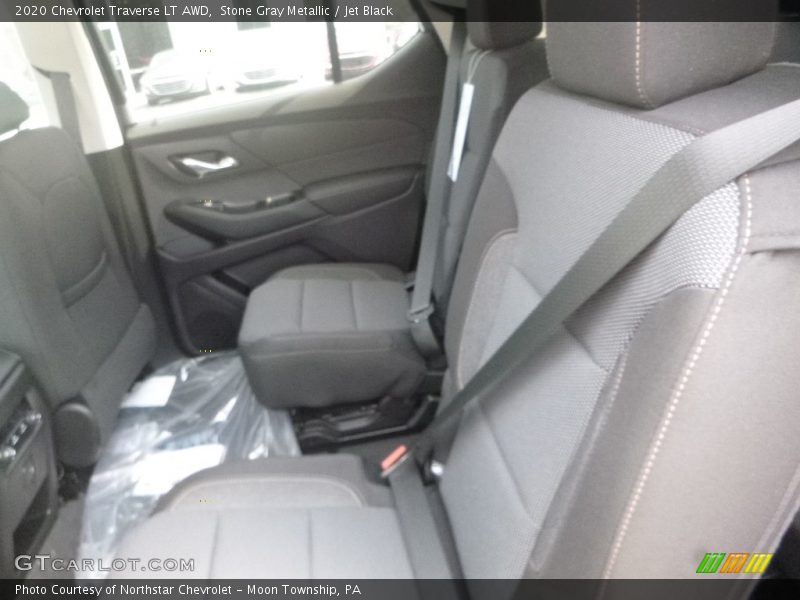 Stone Gray Metallic / Jet Black 2020 Chevrolet Traverse LT AWD