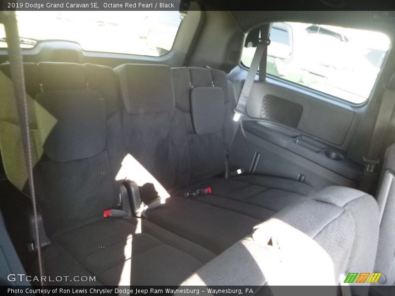 Octane Red Pearl / Black 2019 Dodge Grand Caravan SE