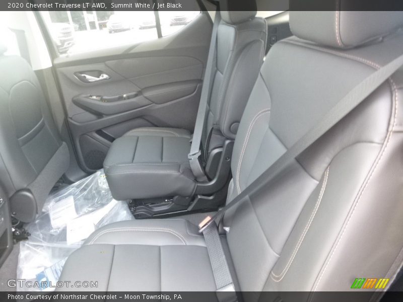 Summit White / Jet Black 2020 Chevrolet Traverse LT AWD