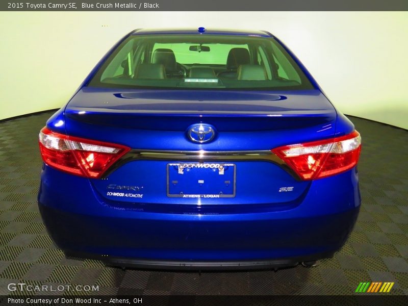 Blue Crush Metallic / Black 2015 Toyota Camry SE