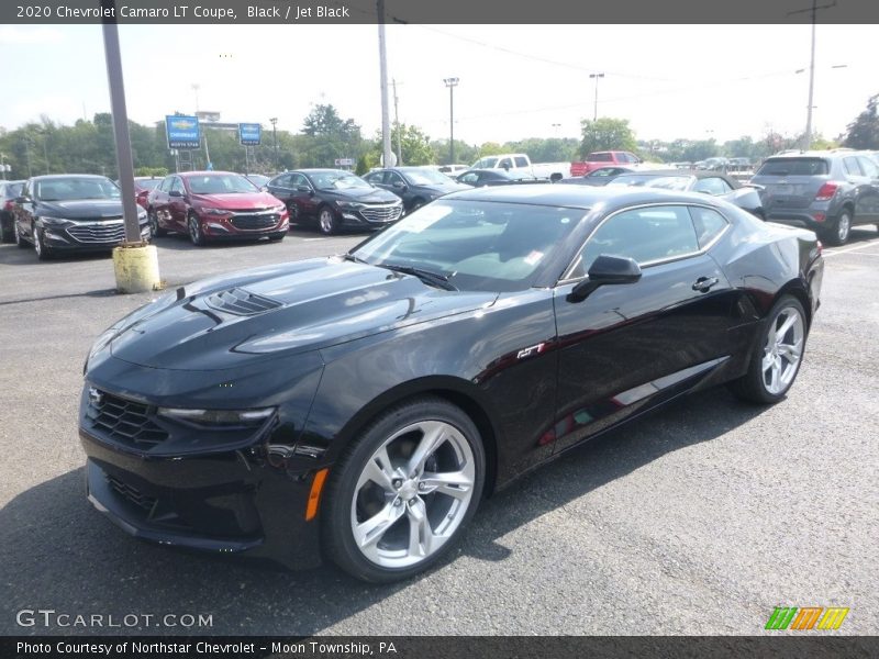 Front 3/4 View of 2020 Camaro LT Coupe