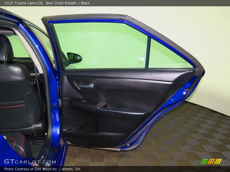 Blue Crush Metallic / Black 2015 Toyota Camry SE