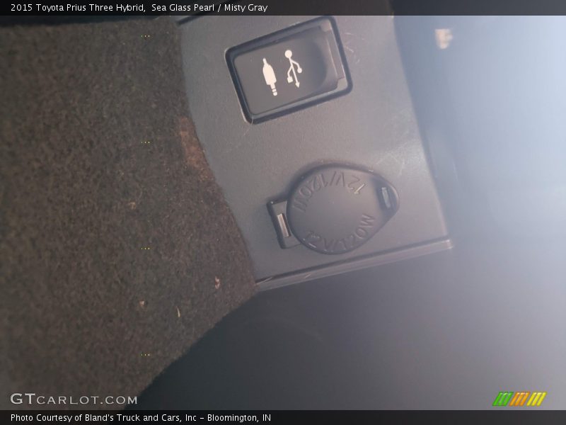 Sea Glass Pearl / Misty Gray 2015 Toyota Prius Three Hybrid