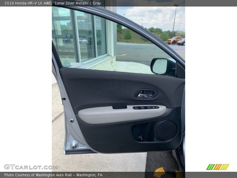 Lunar Silver Metallic / Gray 2019 Honda HR-V LX AWD