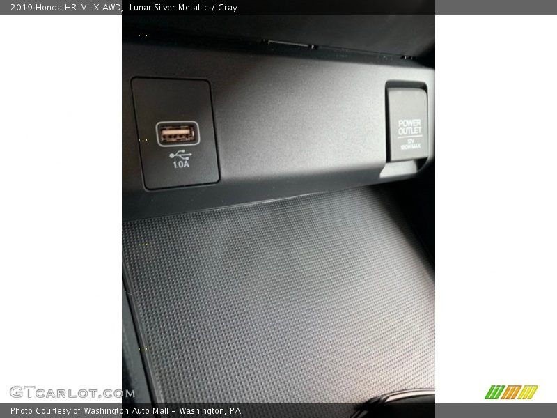Lunar Silver Metallic / Gray 2019 Honda HR-V LX AWD
