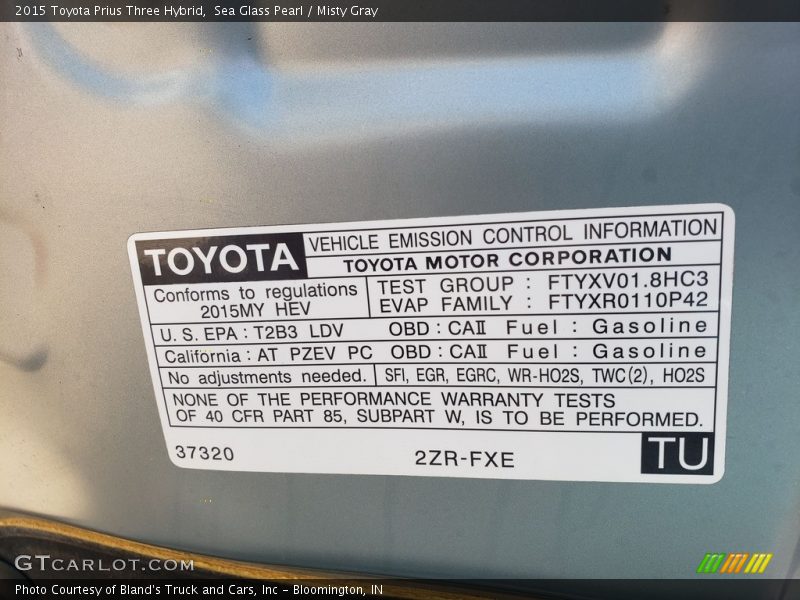 Sea Glass Pearl / Misty Gray 2015 Toyota Prius Three Hybrid