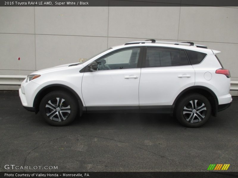 Super White / Black 2016 Toyota RAV4 LE AWD
