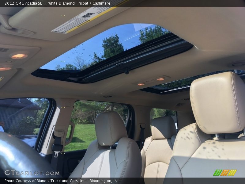 White Diamond Tricoat / Cashmere 2012 GMC Acadia SLT