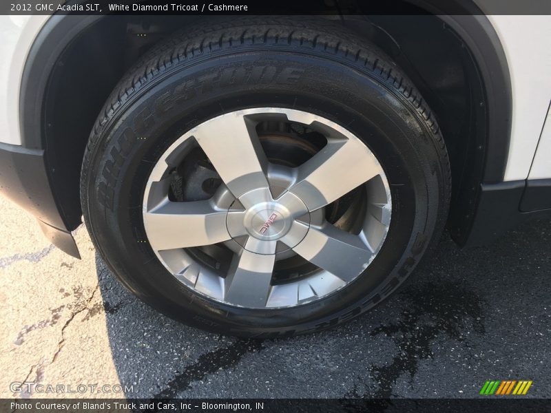 White Diamond Tricoat / Cashmere 2012 GMC Acadia SLT