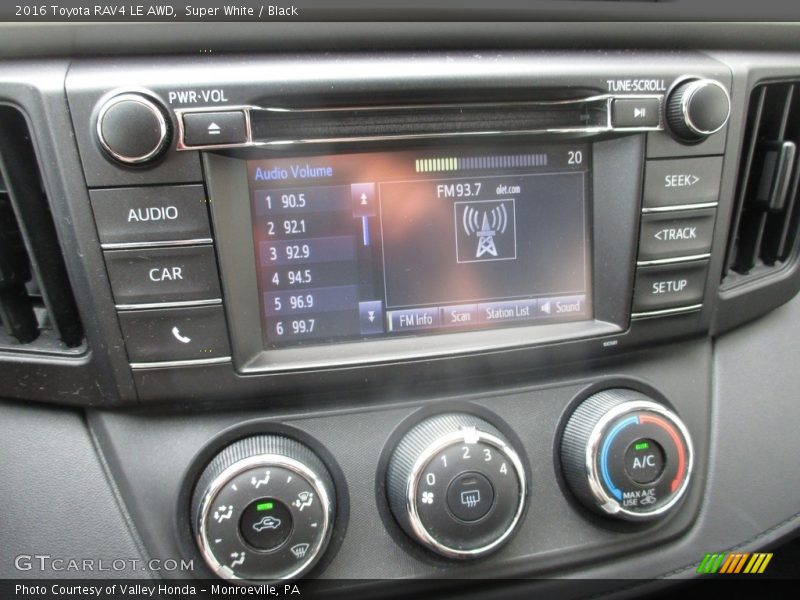 Super White / Black 2016 Toyota RAV4 LE AWD