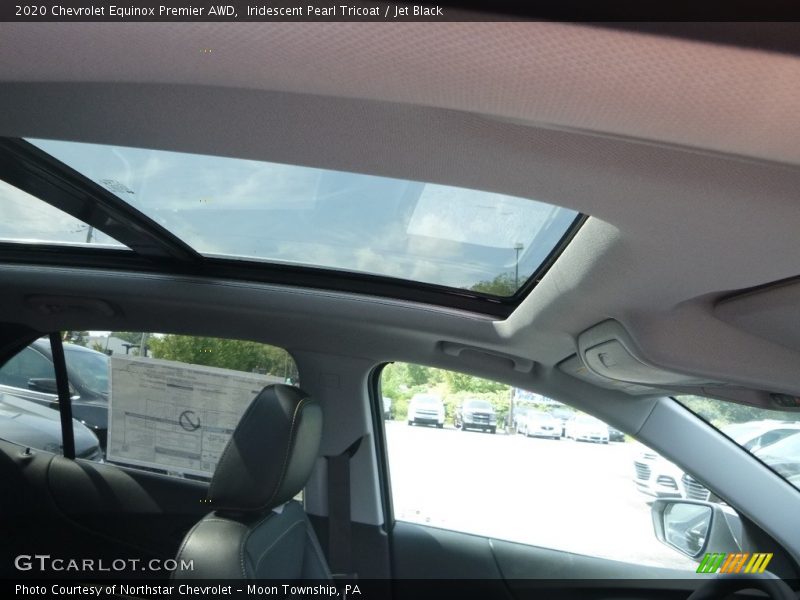 Iridescent Pearl Tricoat / Jet Black 2020 Chevrolet Equinox Premier AWD