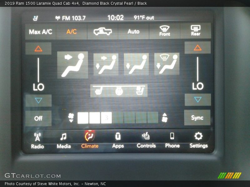 Diamond Black Crystal Pearl / Black 2019 Ram 1500 Laramie Quad Cab 4x4