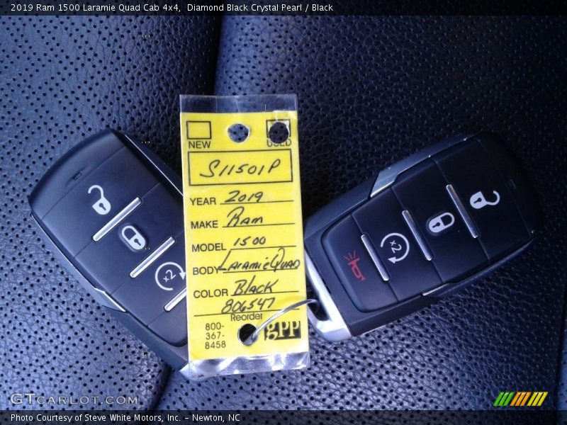 Diamond Black Crystal Pearl / Black 2019 Ram 1500 Laramie Quad Cab 4x4