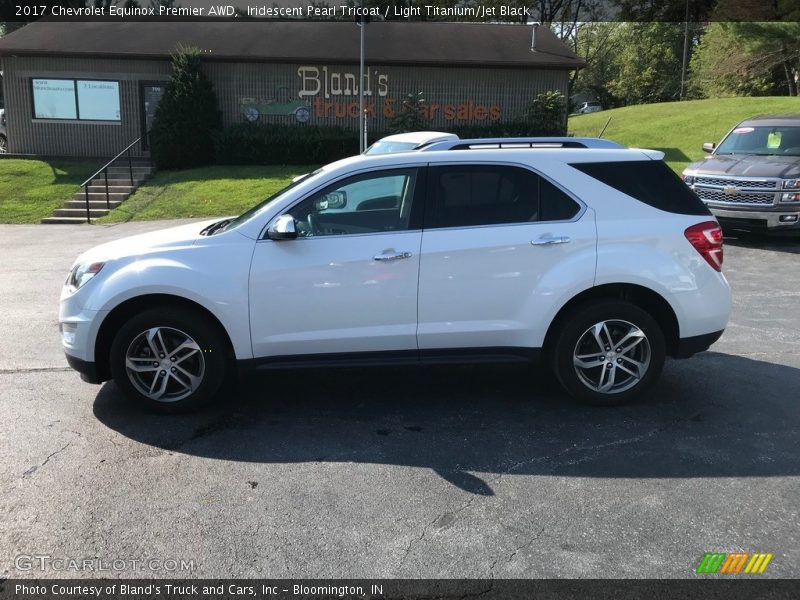 Iridescent Pearl Tricoat / Light Titanium/Jet Black 2017 Chevrolet Equinox Premier AWD