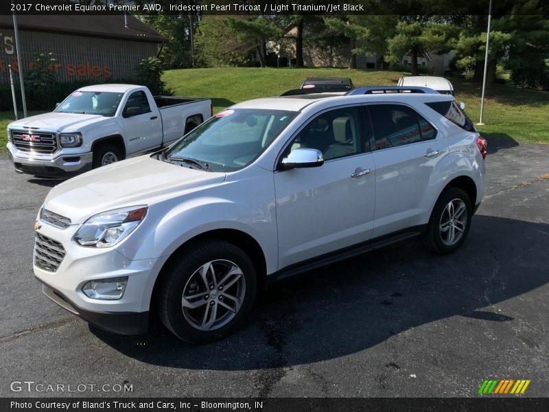 Iridescent Pearl Tricoat / Light Titanium/Jet Black 2017 Chevrolet Equinox Premier AWD