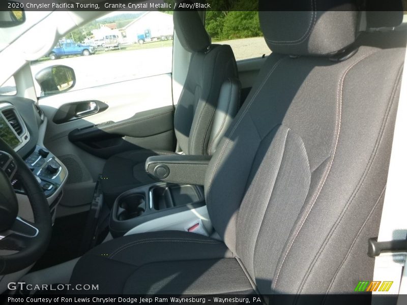 Granite Crystal Metallic / Alloy/Black 2020 Chrysler Pacifica Touring