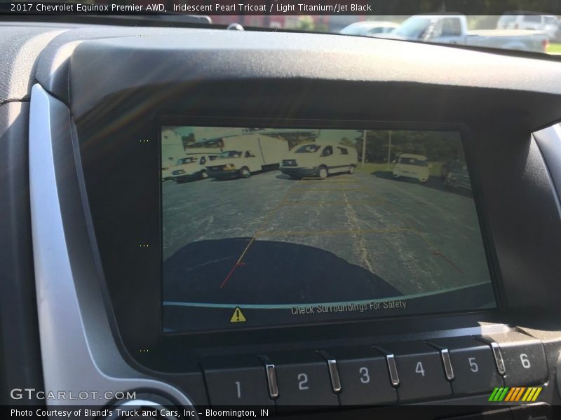 Iridescent Pearl Tricoat / Light Titanium/Jet Black 2017 Chevrolet Equinox Premier AWD
