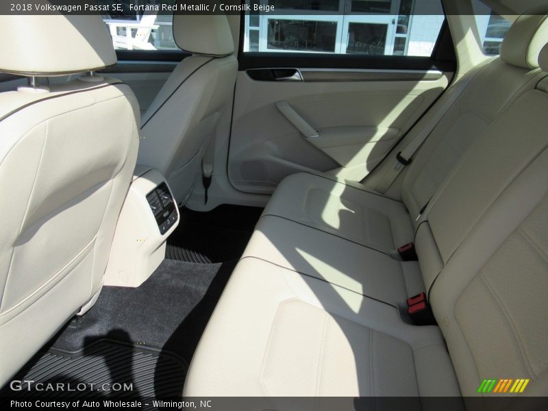 Fortana Red Metallic / Cornsilk Beige 2018 Volkswagen Passat SE
