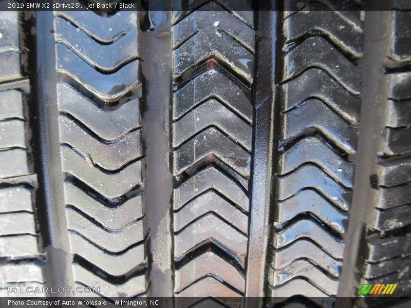 Jet Black / Black 2019 BMW X2 sDrive28i