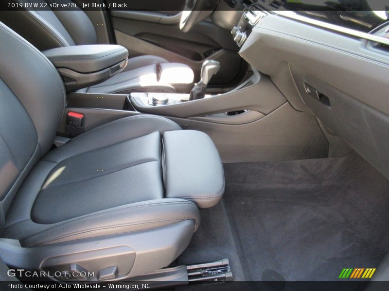 Jet Black / Black 2019 BMW X2 sDrive28i